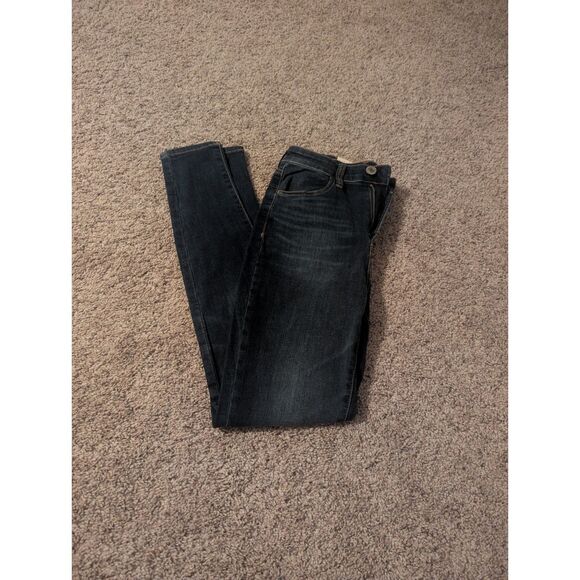 NWT SO High Rise Ultimate Jegging Denim | Juniors 3/26W | Medium Dark Wash - Picture 6 of 6